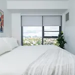 Upscale Penthouse Near Mit Harvard Central Square