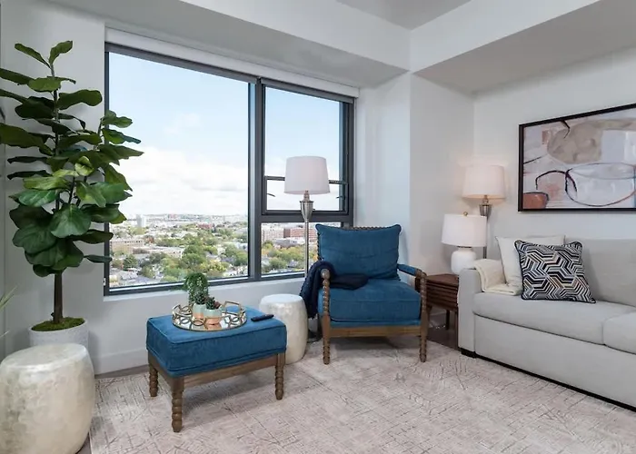 Upscale Penthouse Near Mit Harvard Central Square