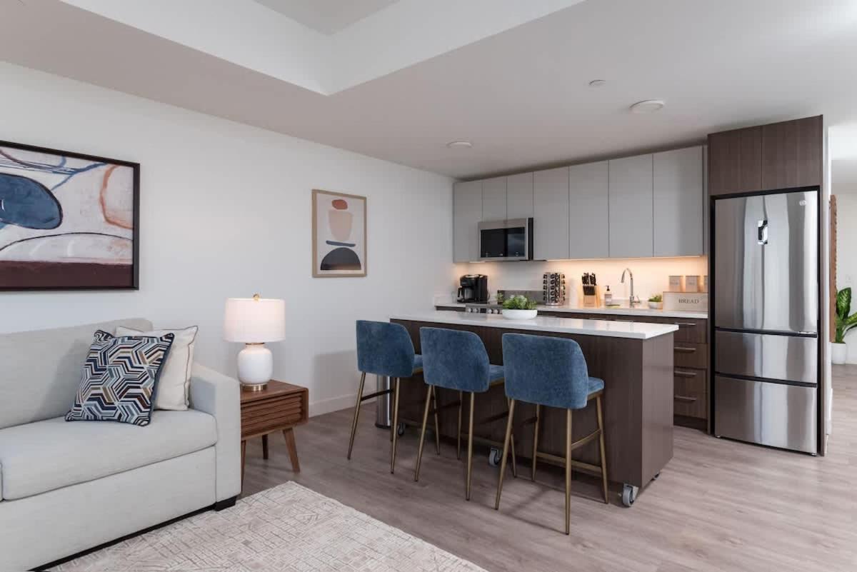 Upscale Penthouse Near Mit Harvard Square *